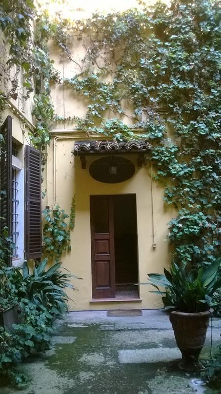 The Frog'S Hideaway Appartement Bologna Buitenkant foto